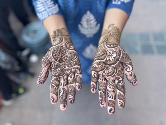 Mehndi in Sector 3B2 Mohali market