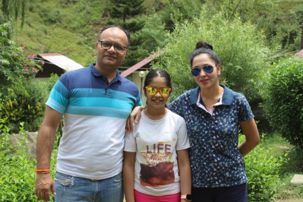 Manya Chamoli with her parents