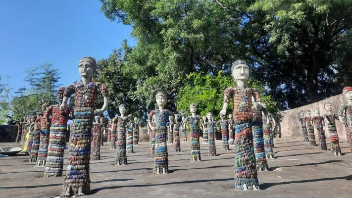 statuettes at Rock garden Chandigarh