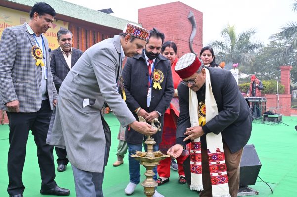 Former Deputy CM of J&K Dr Nirmal Singh, Chief Guest at Kalagram for Lohri Celebration