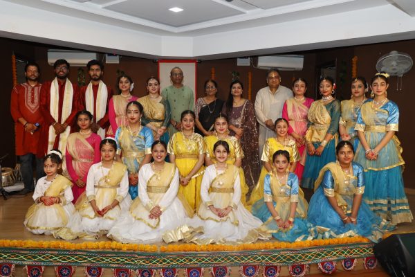 Kathak Dancers at Pracheen Kala Kendra