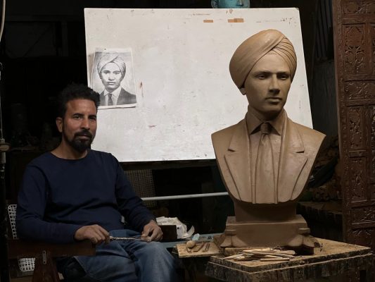 Sculptor Gurpreet Dhuri