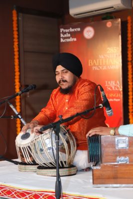 Tabla Exponent Surjeet Singh 